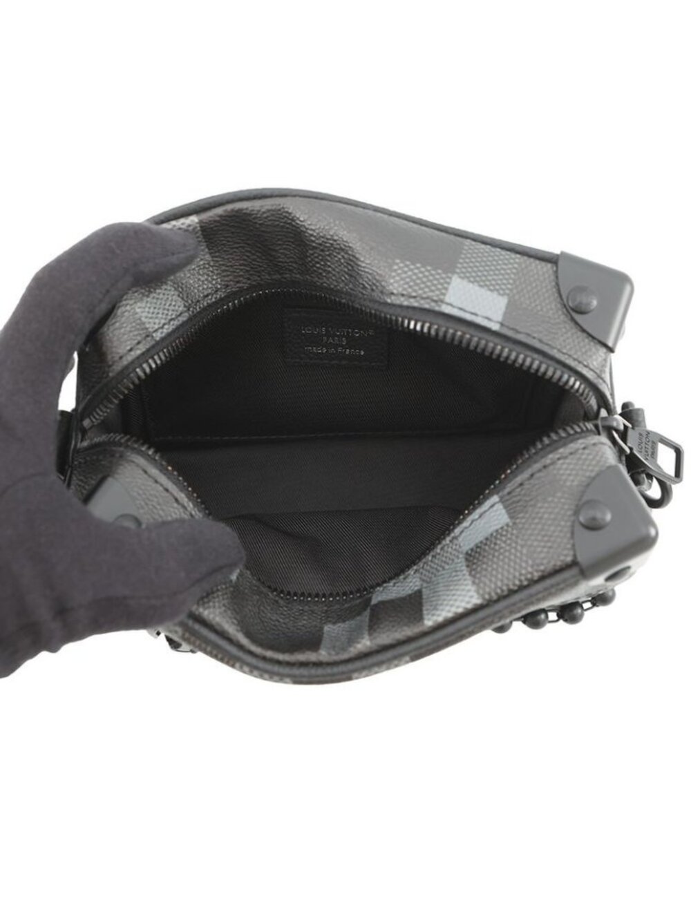 Louis Vuitton Shoulder Bag Damoflage Black Mini Soft Trunk - Picture 5 of 10